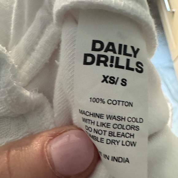 Daily Drills shorts in Terry towel bralette in white NYC collection - Picture 7 of 7